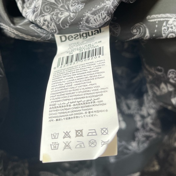 Desigual “we love” black blazer - Picture 8 of 10